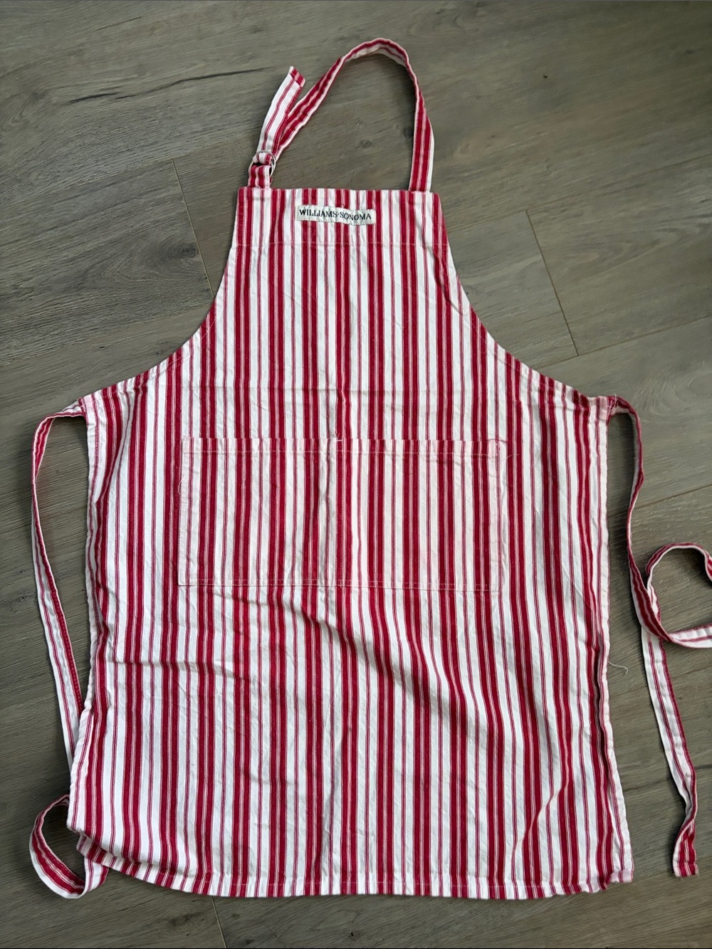 Williams Sonoma Red and White Striped Cotton Kitchen Apron